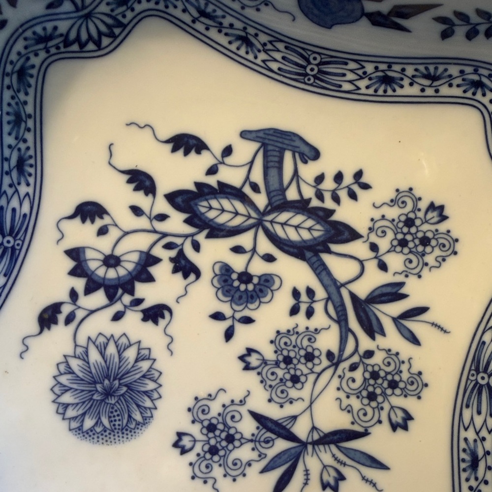 Blue and White Floral Porcelain Dish - Picture 3 of 6